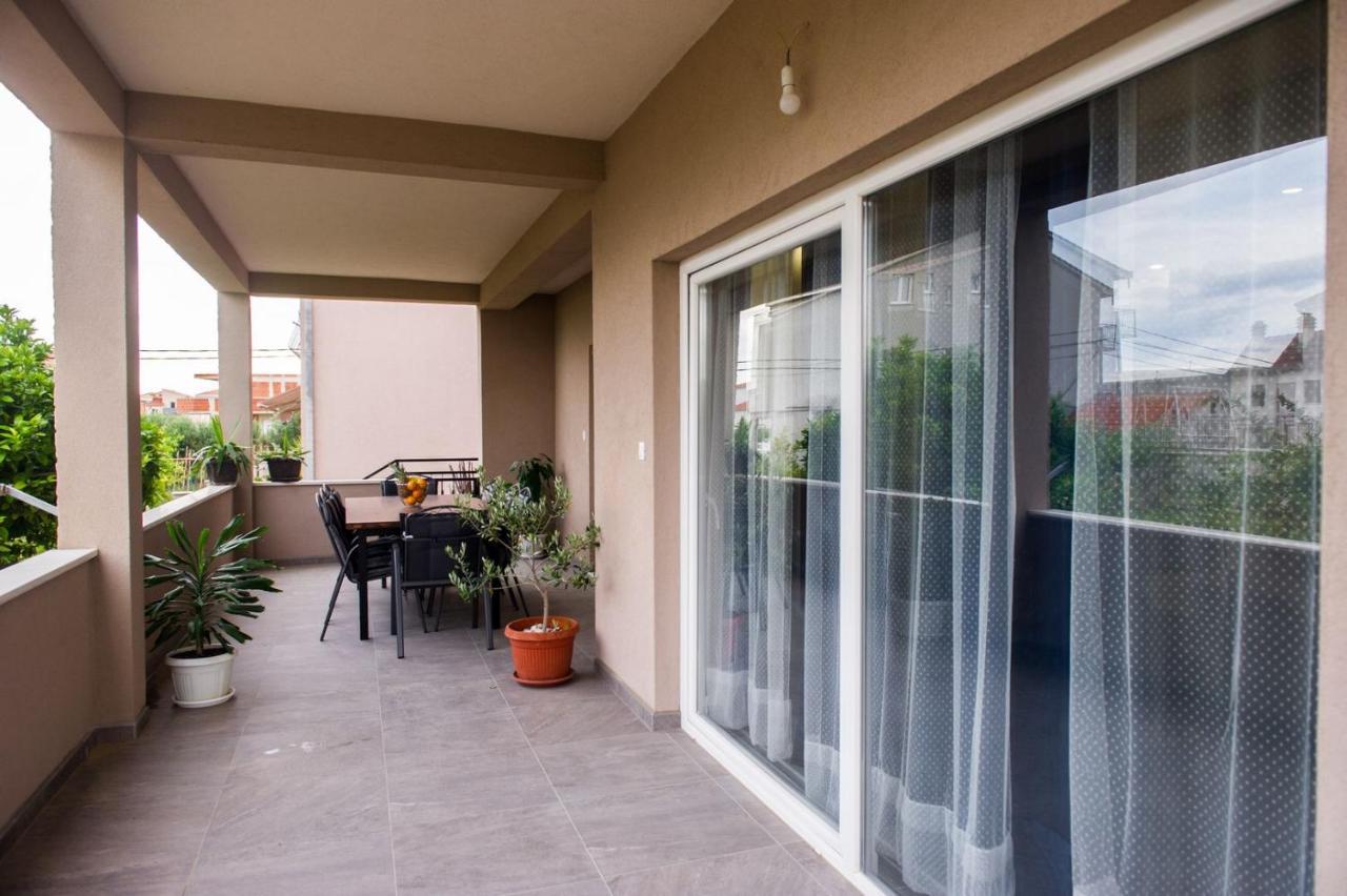 Apartment Lux Elba Kaštela Exterior foto